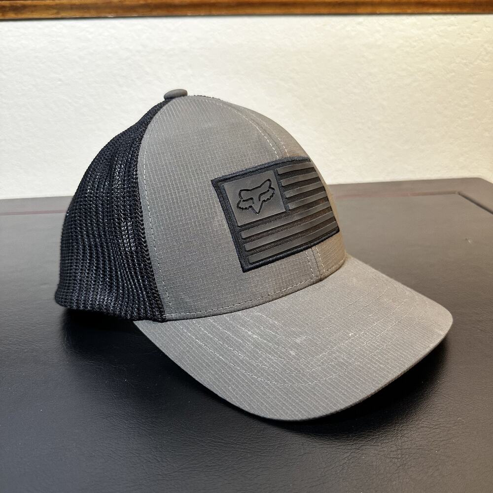 Fox Hat Cap Snap Back One Size Mens Gray Flag Patch Trucker Mesh Flexfit Tech